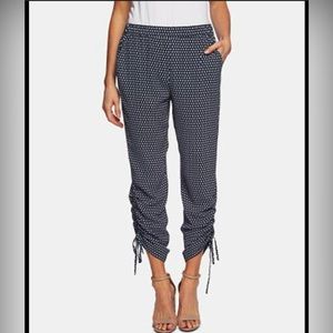 CeCe Printed Drawstring Tie-Hem Cropped Pants Size Medium NWT